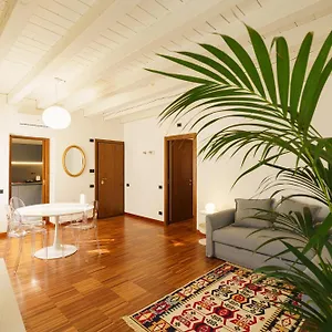 residenza-marconi.hotelinveneto.com/